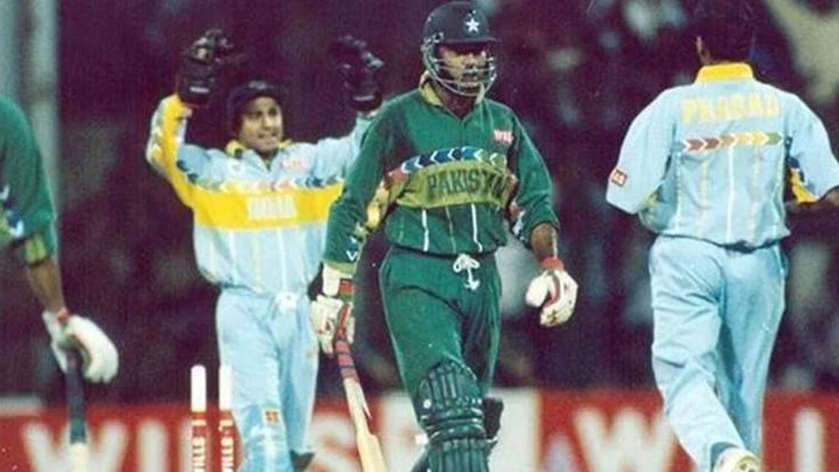 वेंकटेश प्रसाद ने आमिर सोहेल को किया ट्रोल, कहा- इंद्रानगर का गुंडा हूं मैं