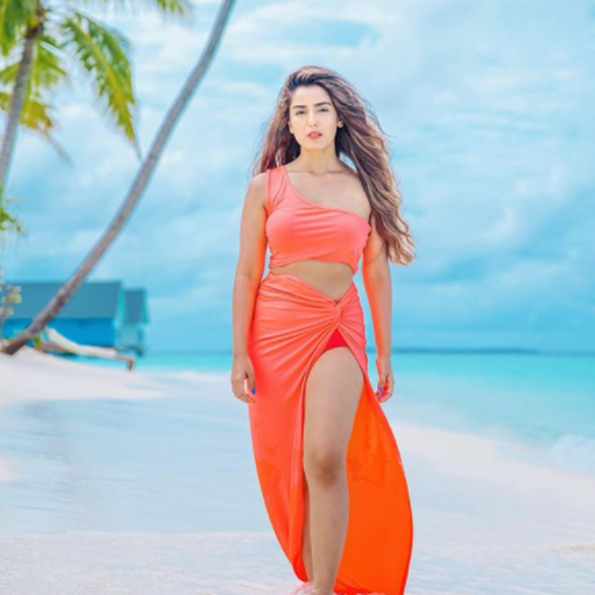 सृष्टि रोड़े