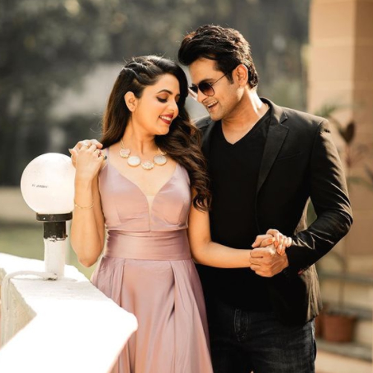 सुगंधा मिश्रा-संकेत भोसले 