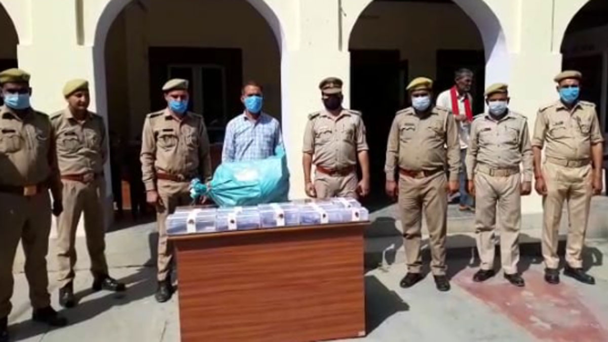 अवैध असलहा की फैक्ट्री पुलिस ने पकड़ी