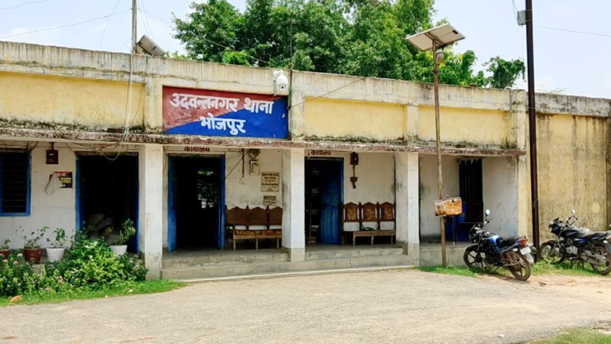 ग्रामीणों ने मॉब लिंचिंग कर विक्षिप्त शख्स को पीटकर जिंदा जलाया