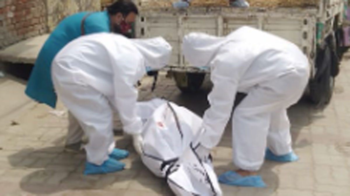 तीन दिन से मृत पड़ी हुई थी कोरोना पॉजिटिव बुजुर्ग महिला