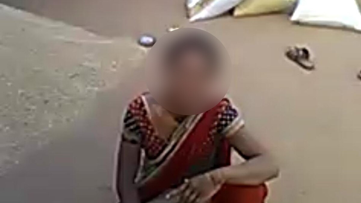 Husband torture Wife 