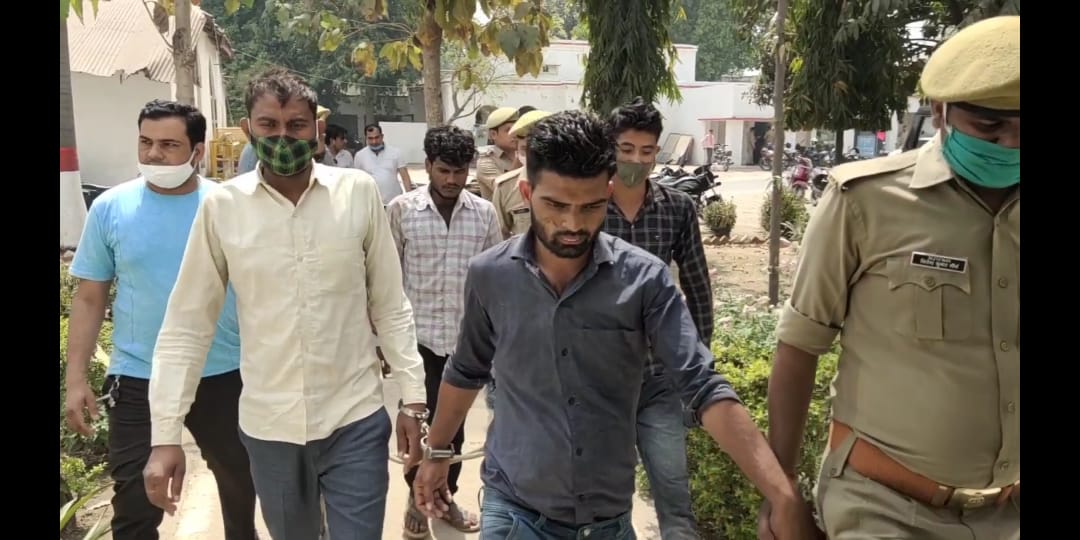 सरकारी मदद हड़पने के इरादे से पिता पर कराया फर्जी हमला