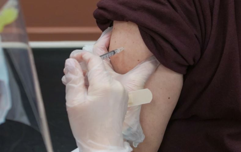 Covid 19 vaccine tracker