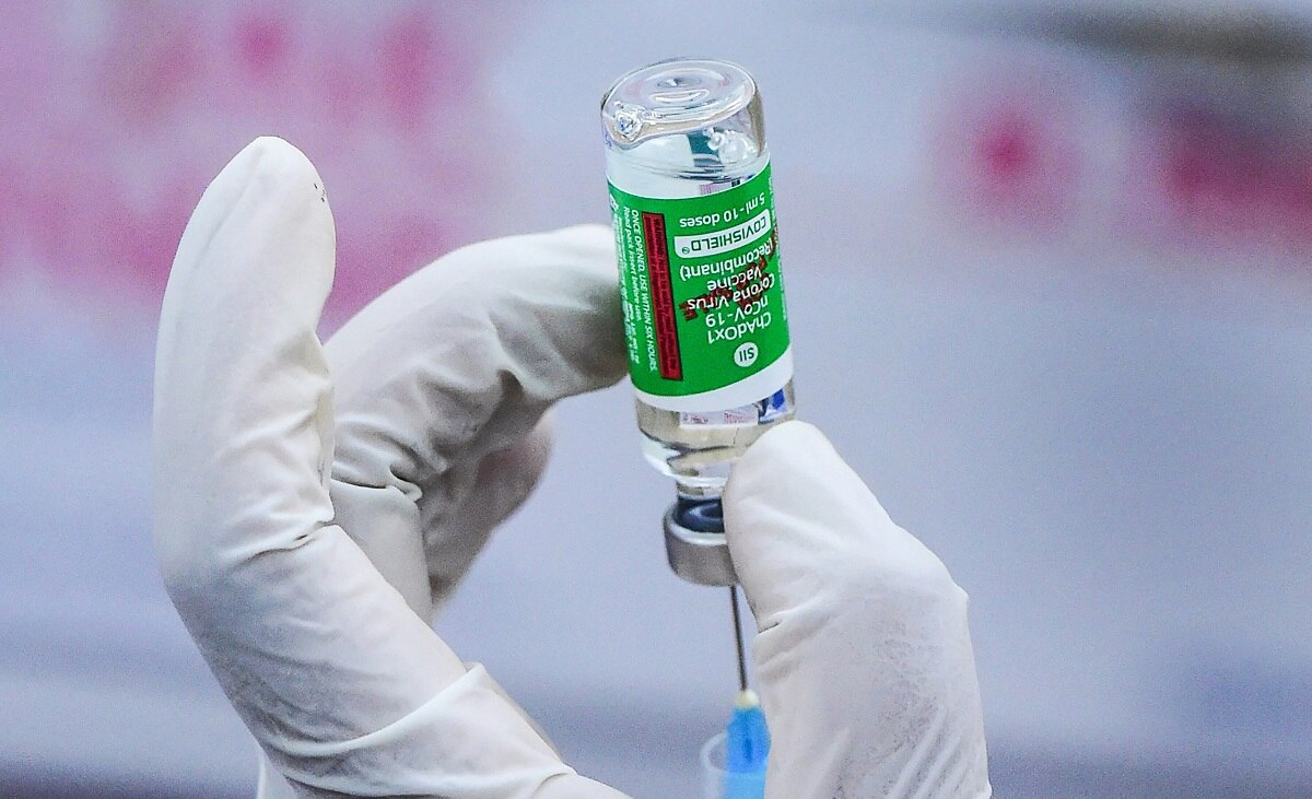 वैक्सीन लगवाओ बीयर पाओ