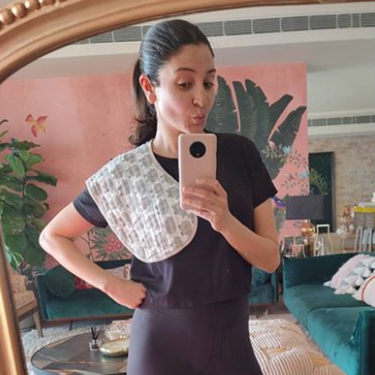 अनुष्का शर्मा 