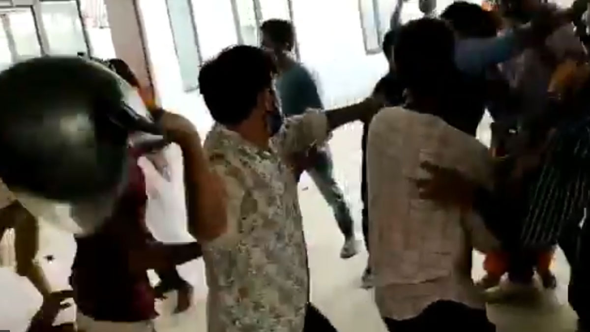 तीमारदारों ने की हॉस्पिटल स्टाफ के साथ मारपीट