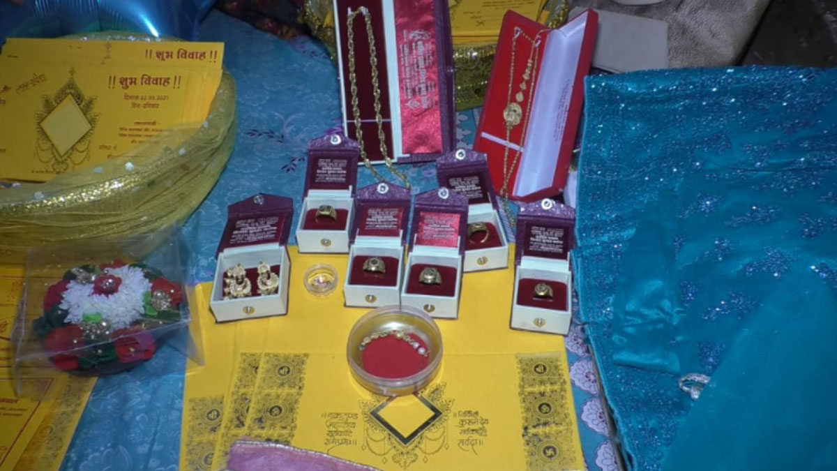 कोरोना की वजह से टालनी पड़ी शादी की तारीख