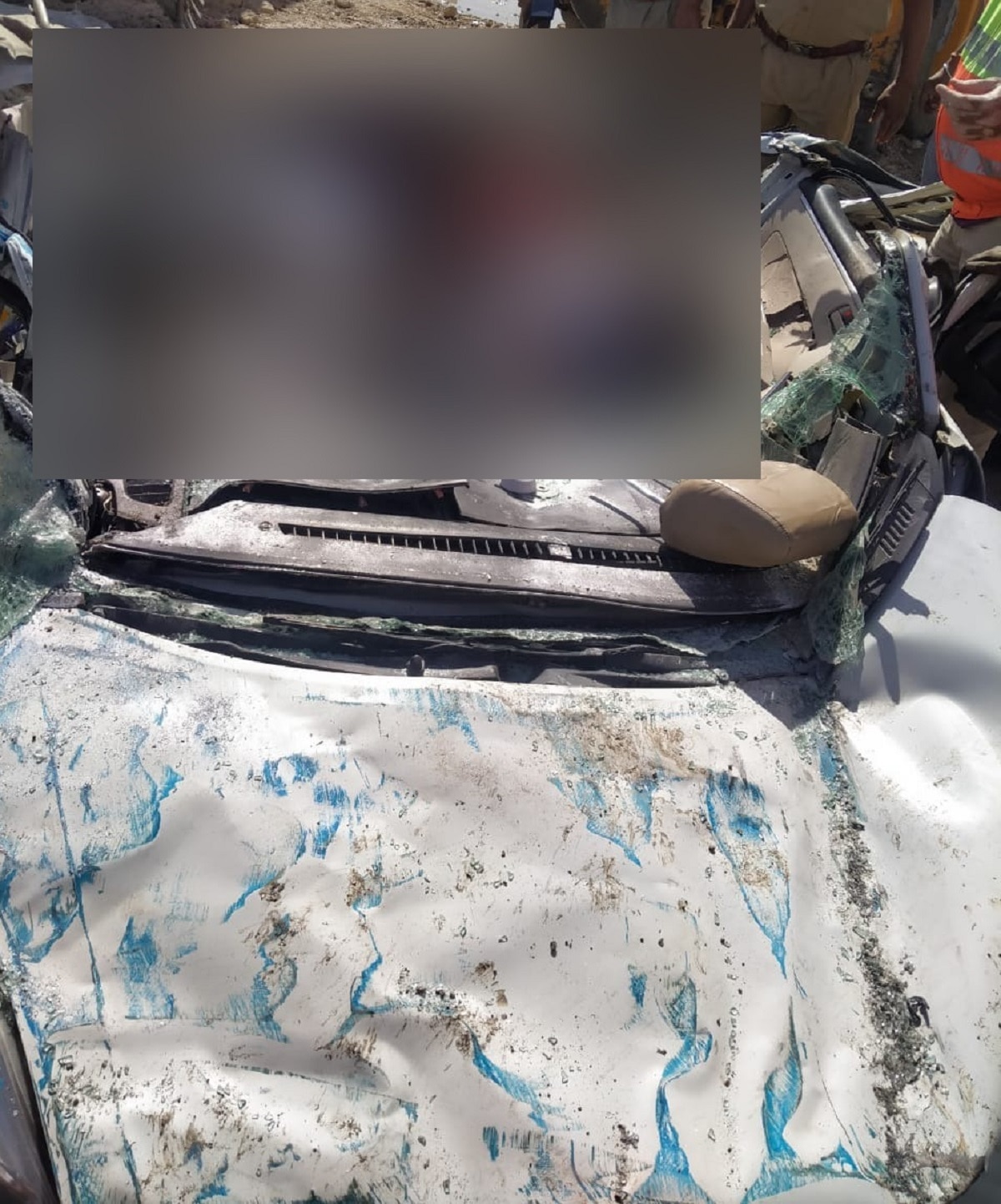 हाईवे पर हादसा