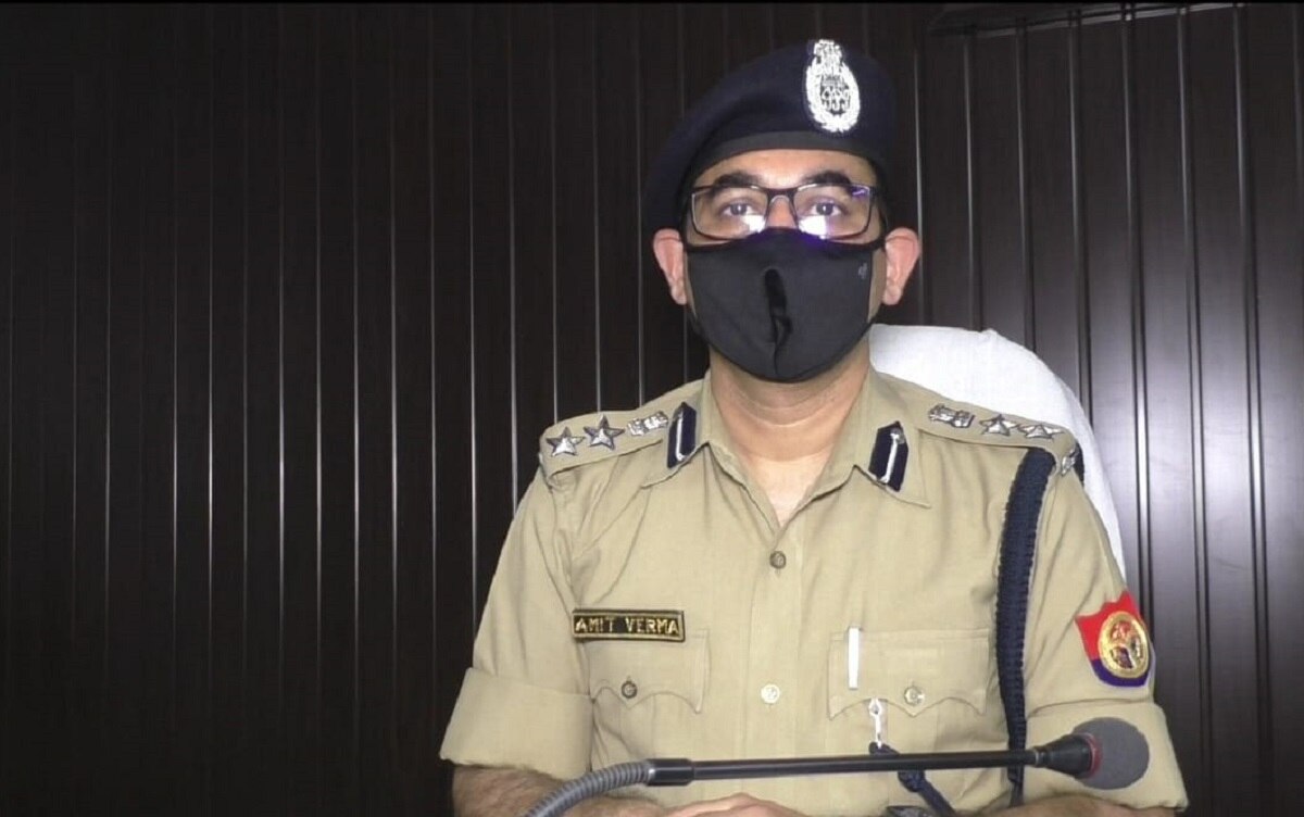 महिला बीजेपी नेता ने पुलिस वाले को मारा थप्पड़