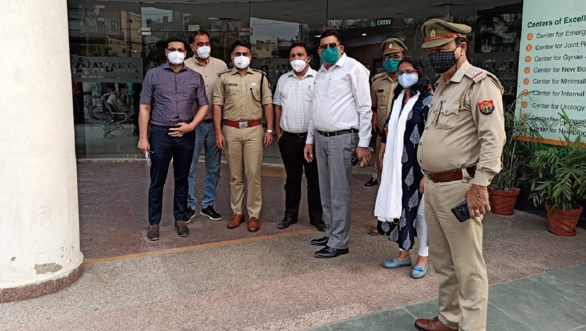 टीम ने की छापेमारी