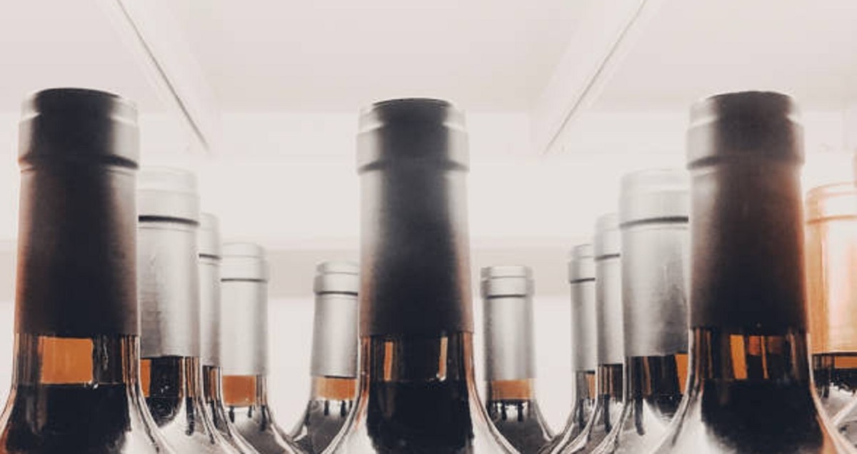 शराब दुकान की रिकॉर्डतोड़ नीलामी