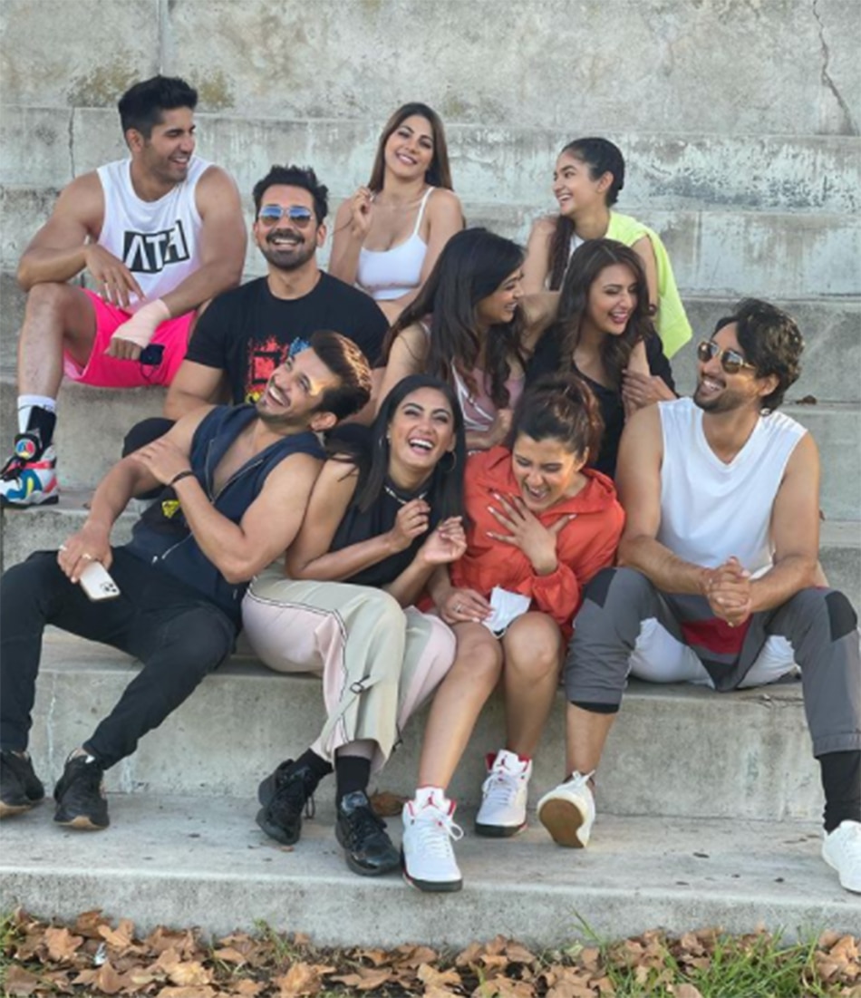 खतरों के खिलाड़ी टीम 