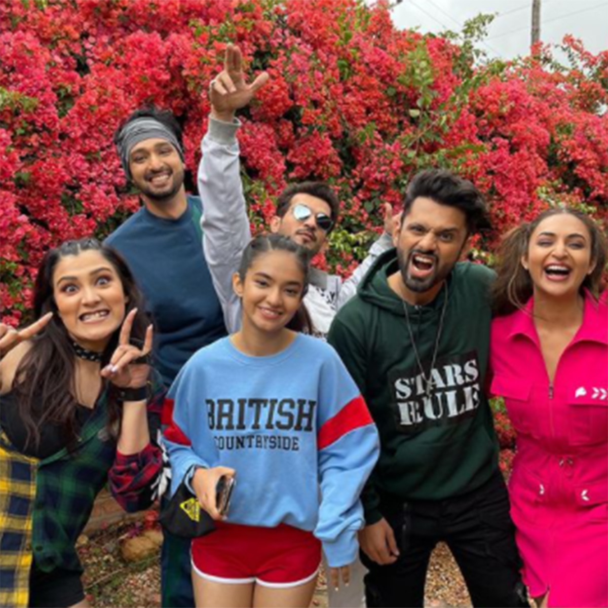 खतरों के खिलाड़ी टीम 