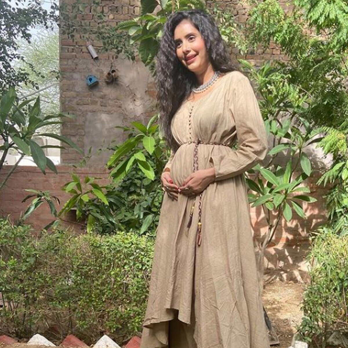 चारू असोपा