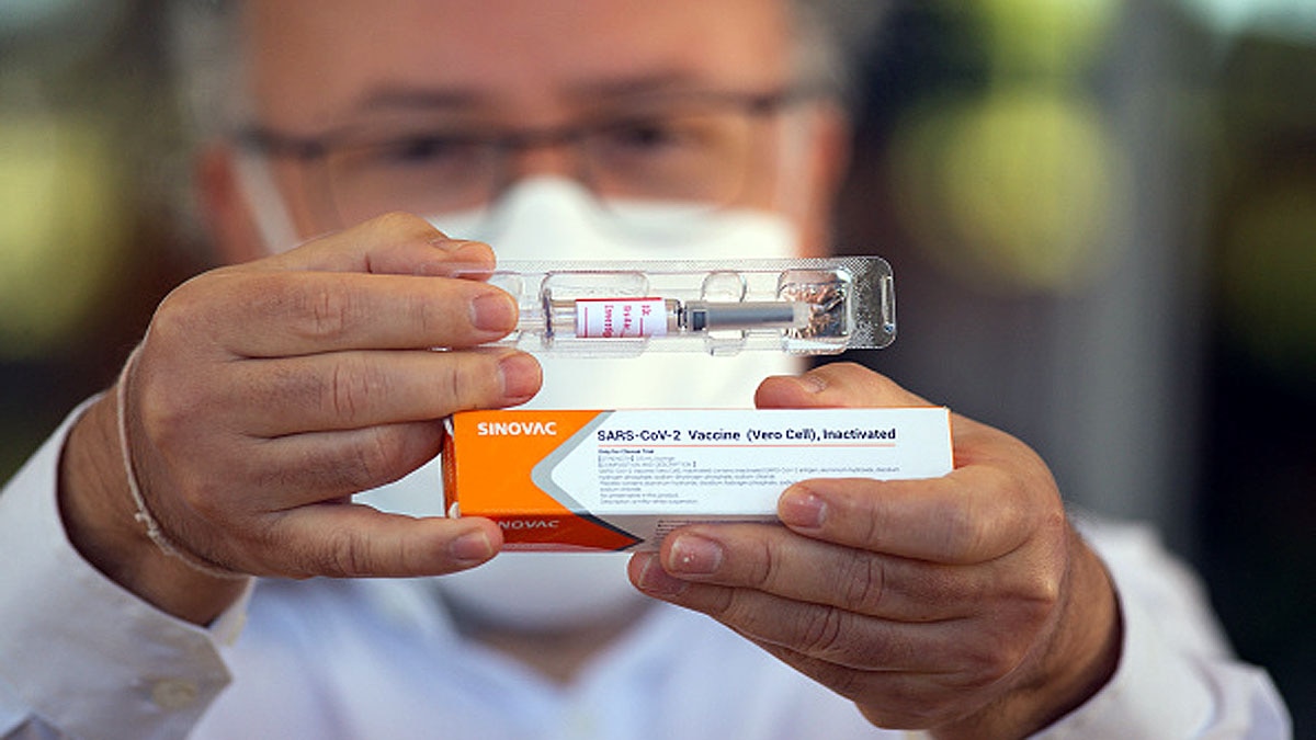 Covid-19 Vaccine Doses Gap