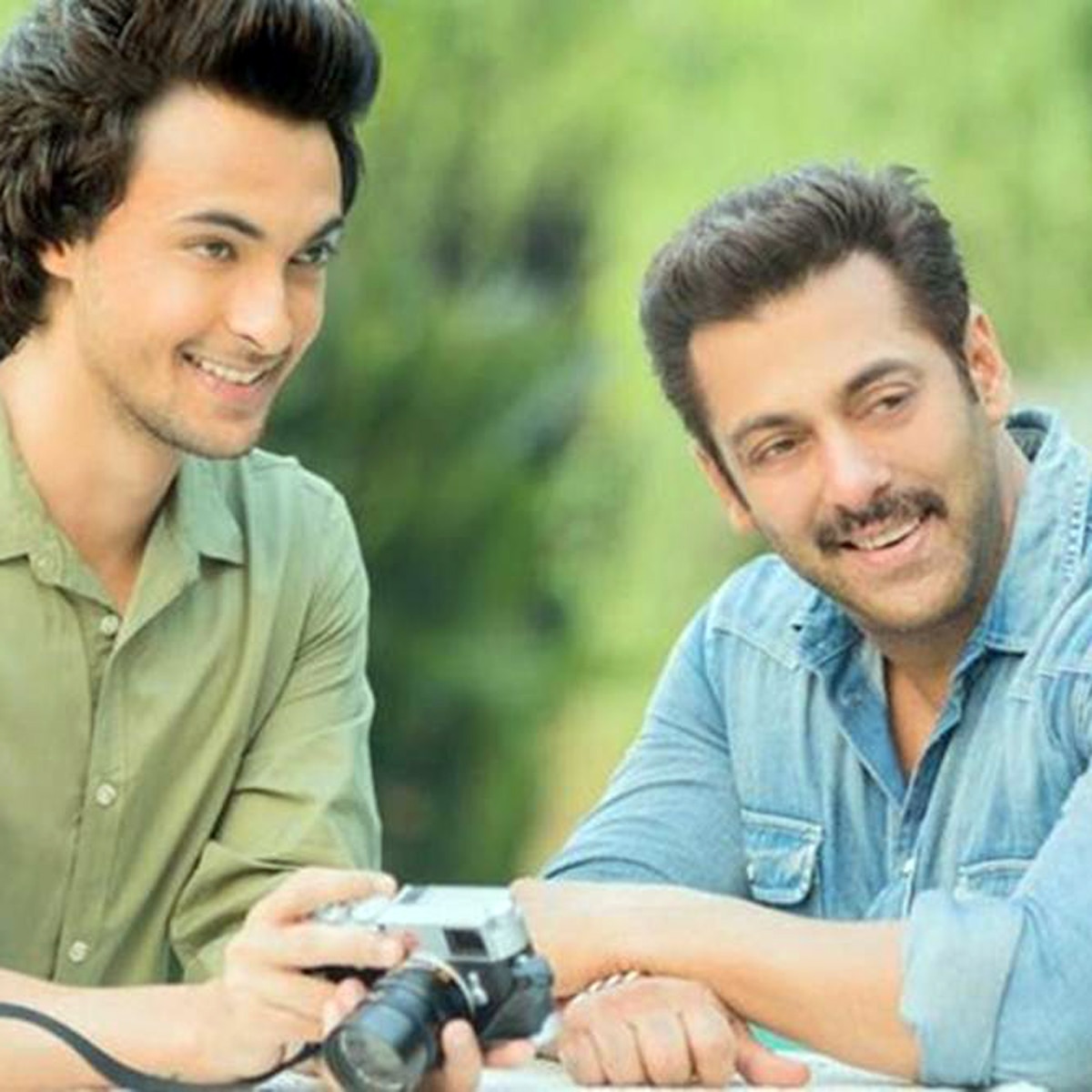 आयुष शर्मा