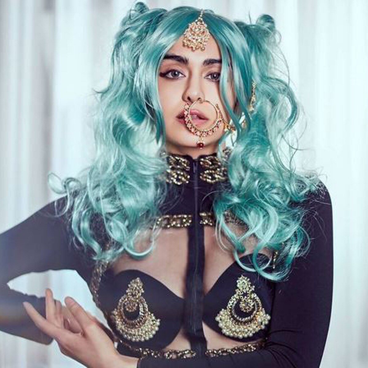 अदा शर्मा