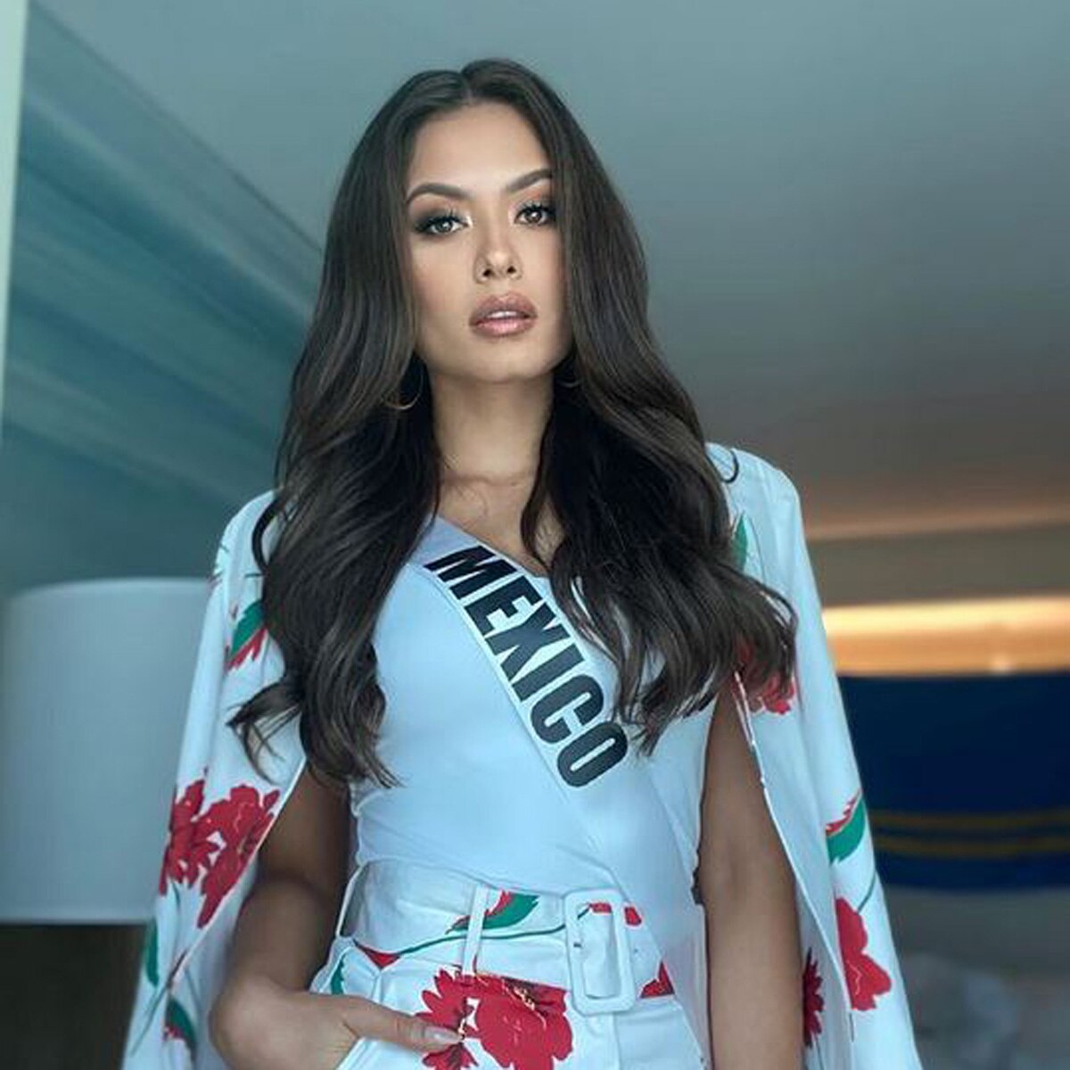  एंड्रिया मेजा 