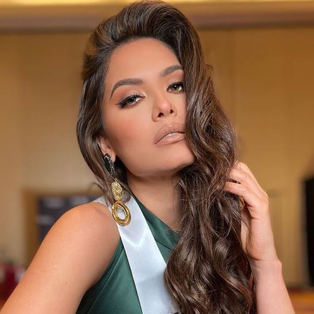  एंड्रिया मेजा 