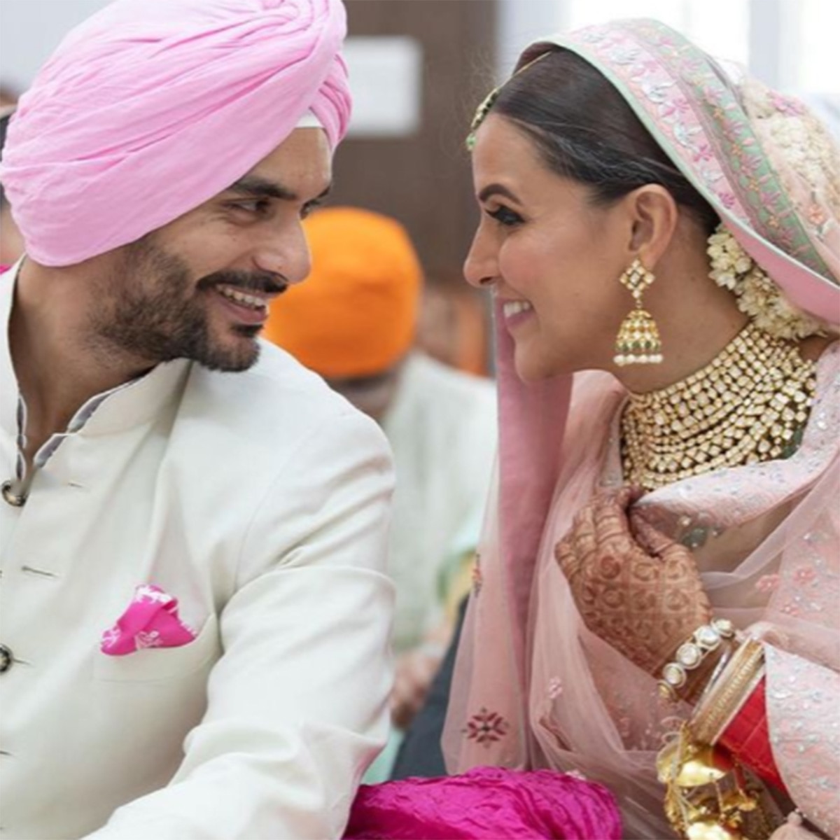 नेहा धूप‍िया-अंगद बेदी 