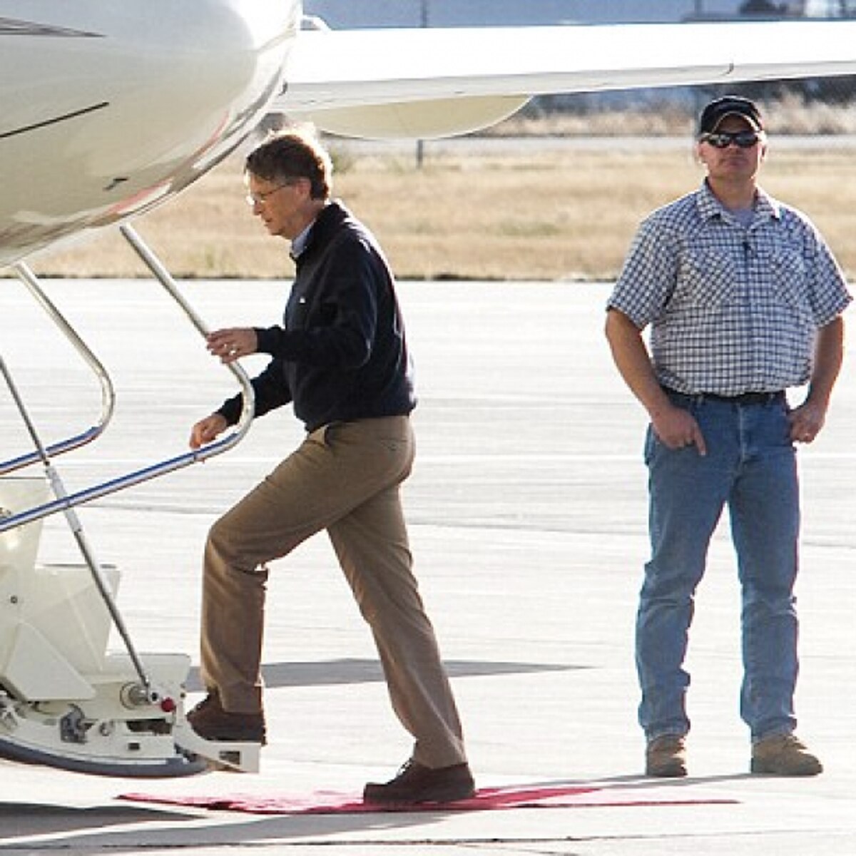 bill gates net worth