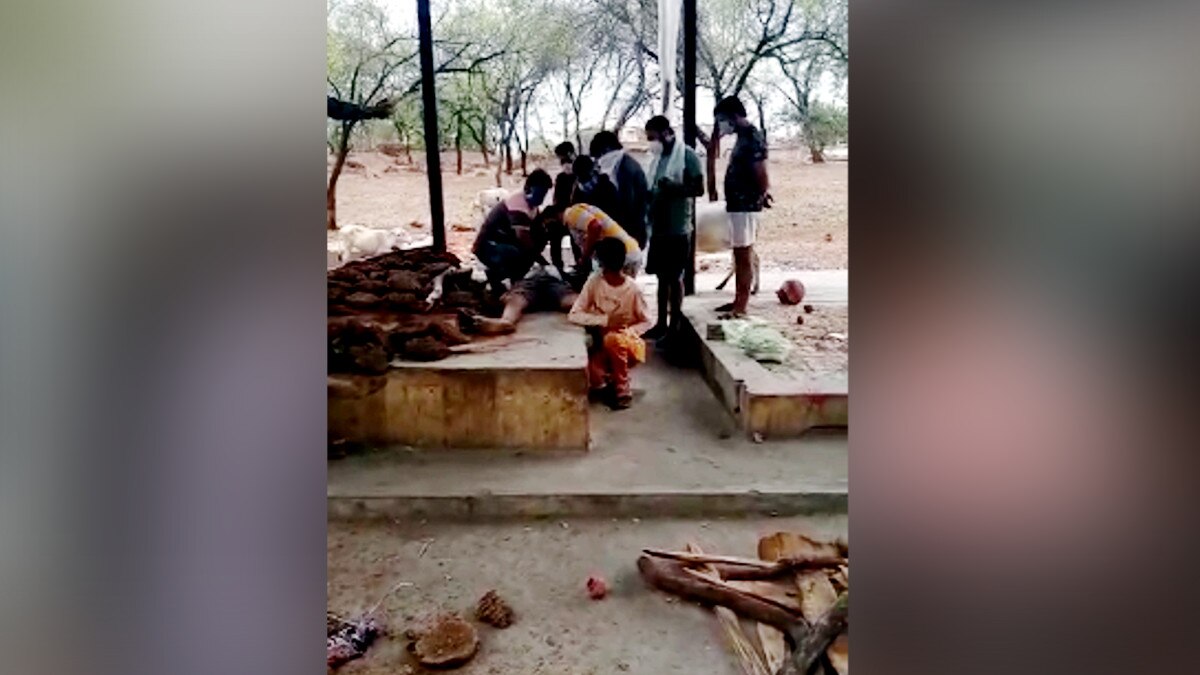 श्मशान में चिता से उठ खड़ा हुआ मुर्दा, ओम-ओम की आवाज के साथ चलने लगी थी सांसें 