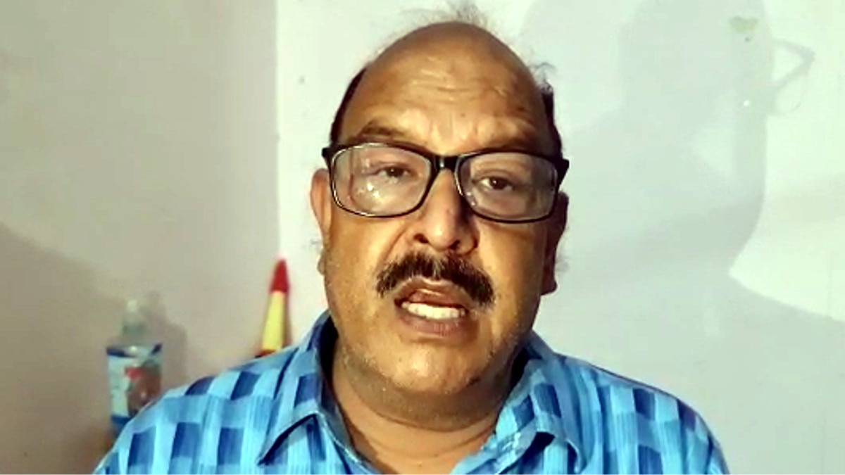 सीएमएचओ ने खुलवाईं 4 झोलाछाप डॉक्टरों की सील दुकानें