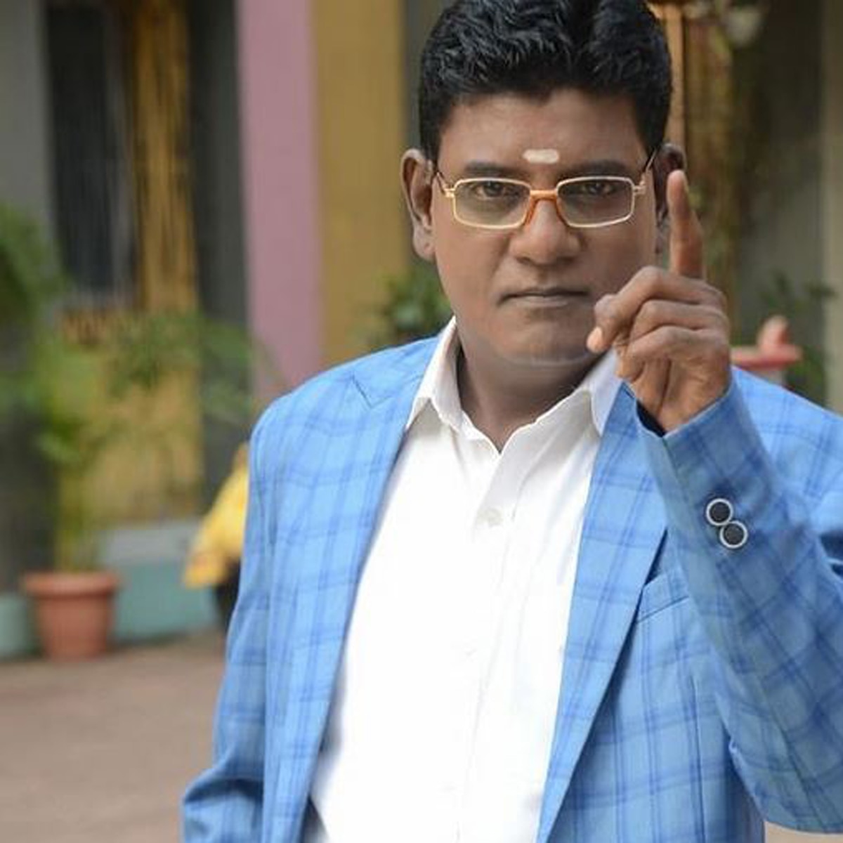  तनुज महाशब्दे