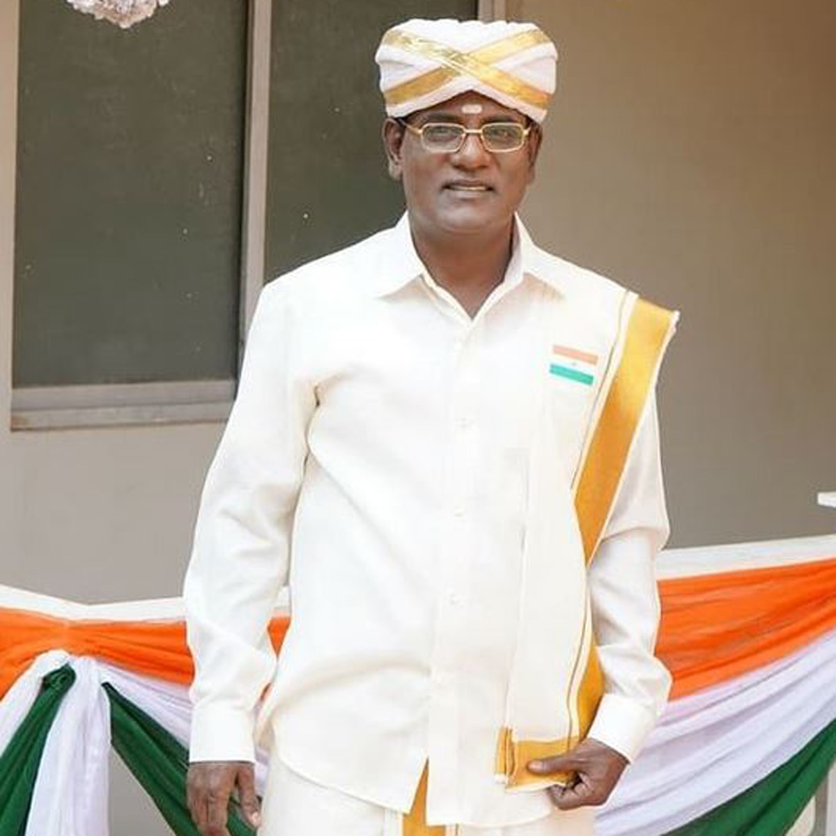  तनुज महाशब्दे