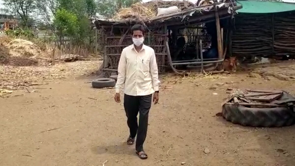   वैक्सीन लगाने के बाद टीचर की 10 साल पुरानी बीमारी खत्म, तलवों में होती थी खुजली से जलन