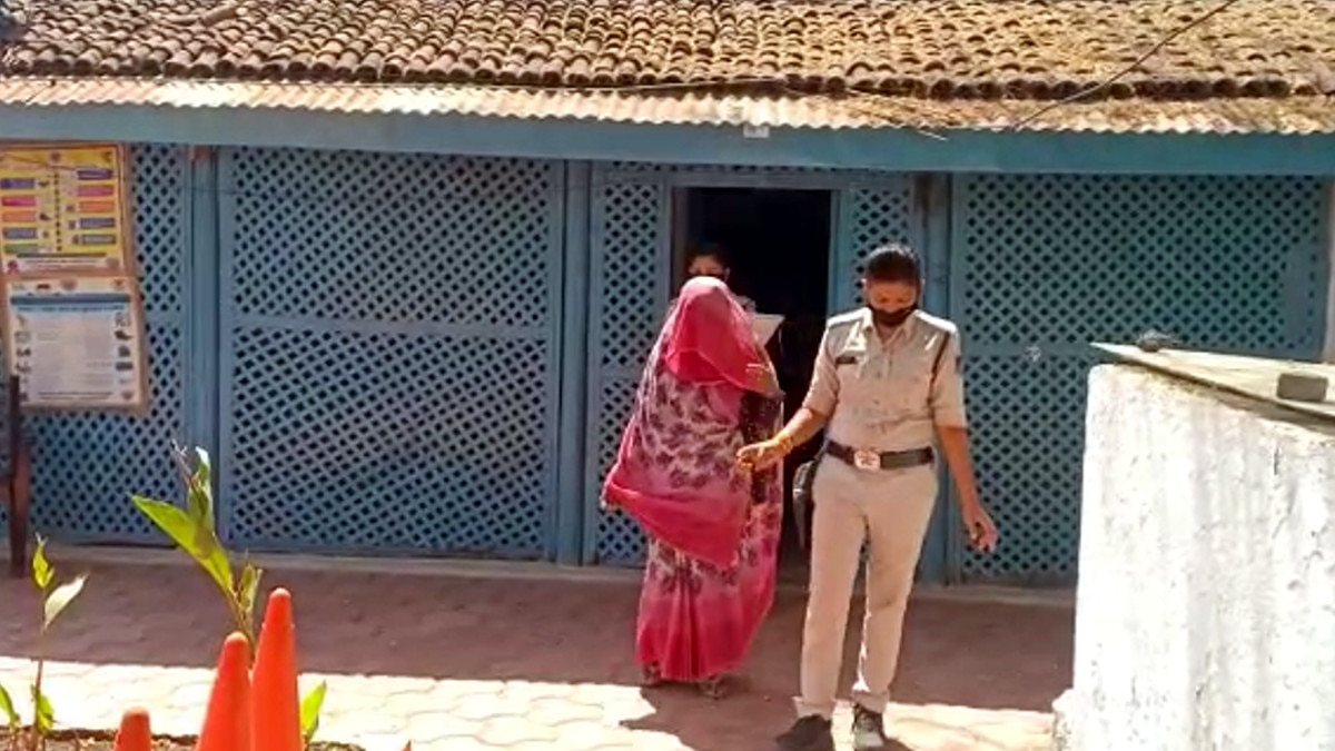 बेटी की चाहत में कलयुगी मां ने 1 महीने के बेटे को कुएं में फेंका, रोने पर आता था गुस्सा 