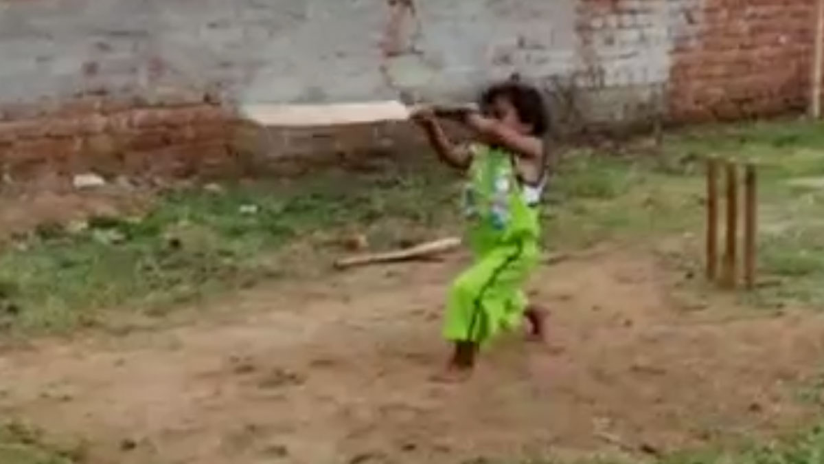 26 माह का बच्चा लगाता है गजब के शॉट्स 