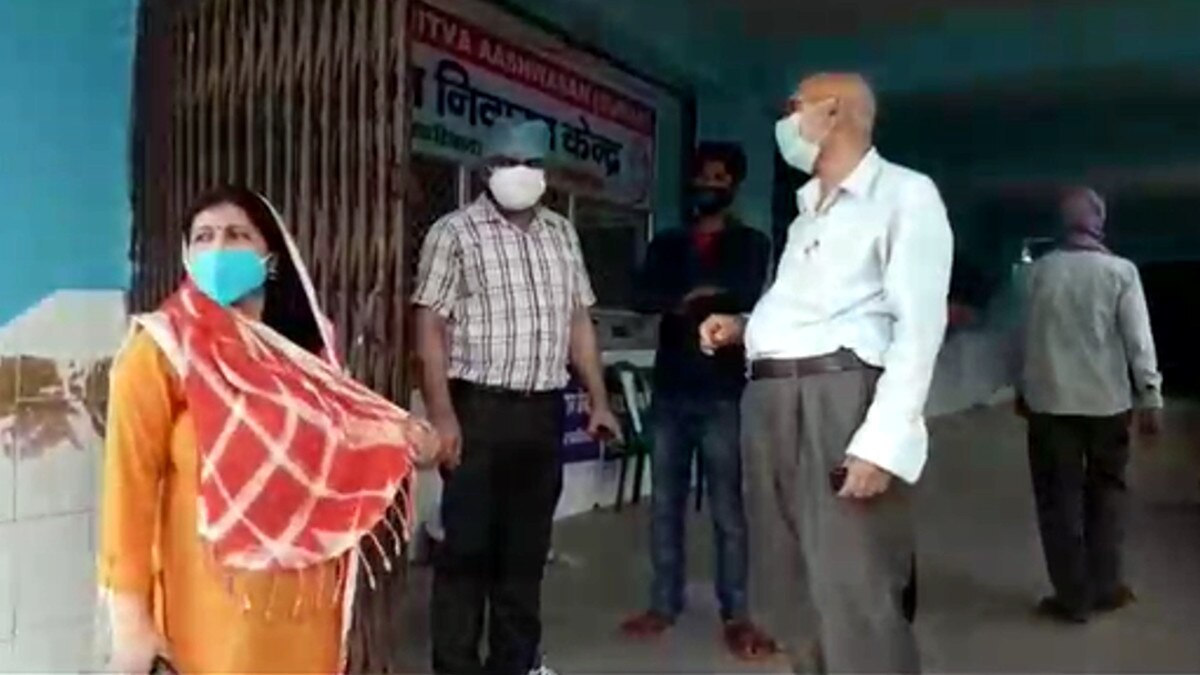  बीमार डॉक्टर के परिजन इलाज के लिए उसी अस्पताल में भटक रहे, जहां वह खुद हैं पोस्टेड 