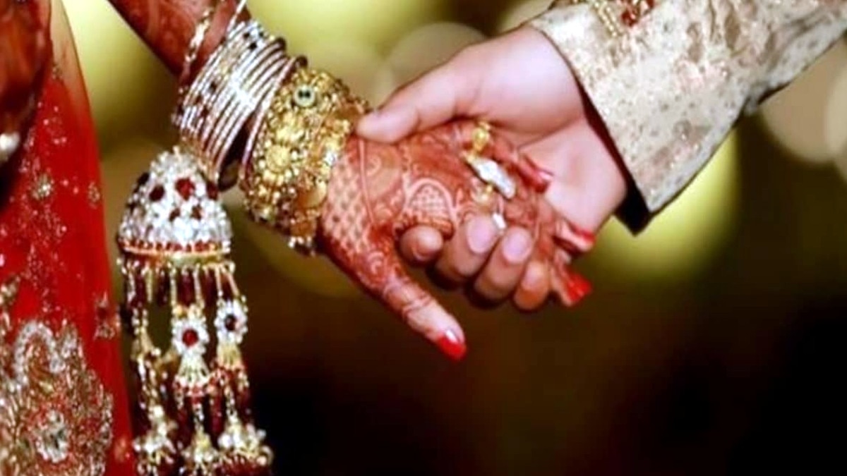 चंद लम्हों में टूटे सात जन्मों के बंधन