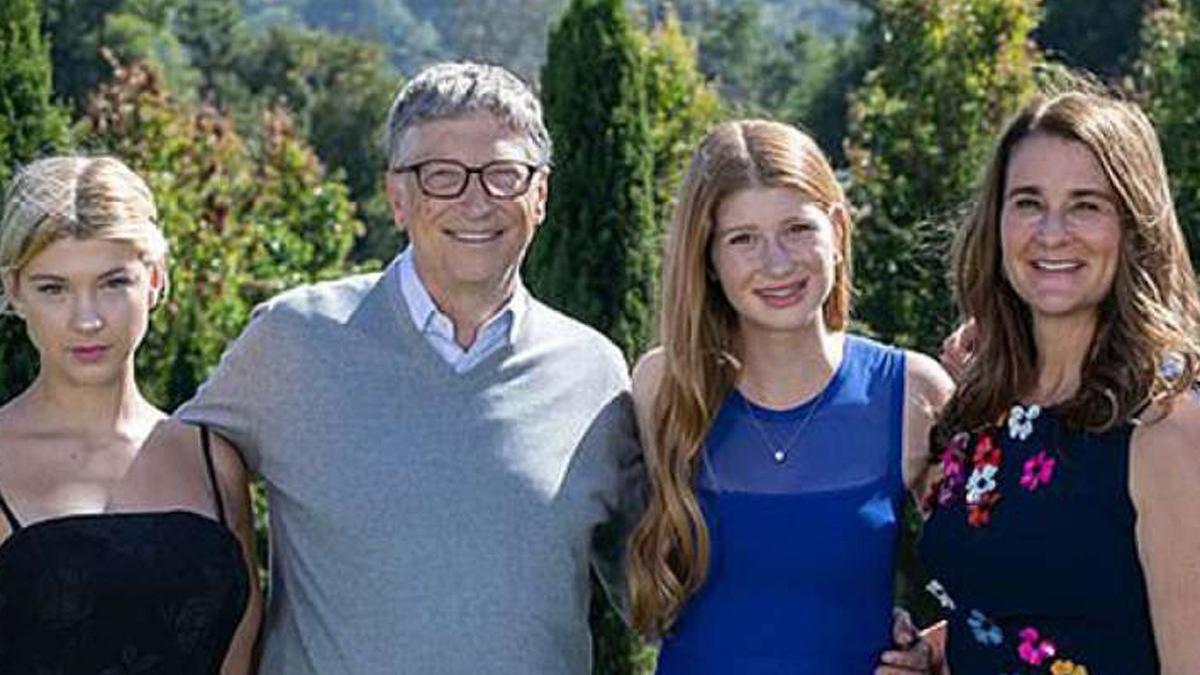 बिल गेट्स अपने परिवार के साथ फोटो क्रेडिट: Getty Images 