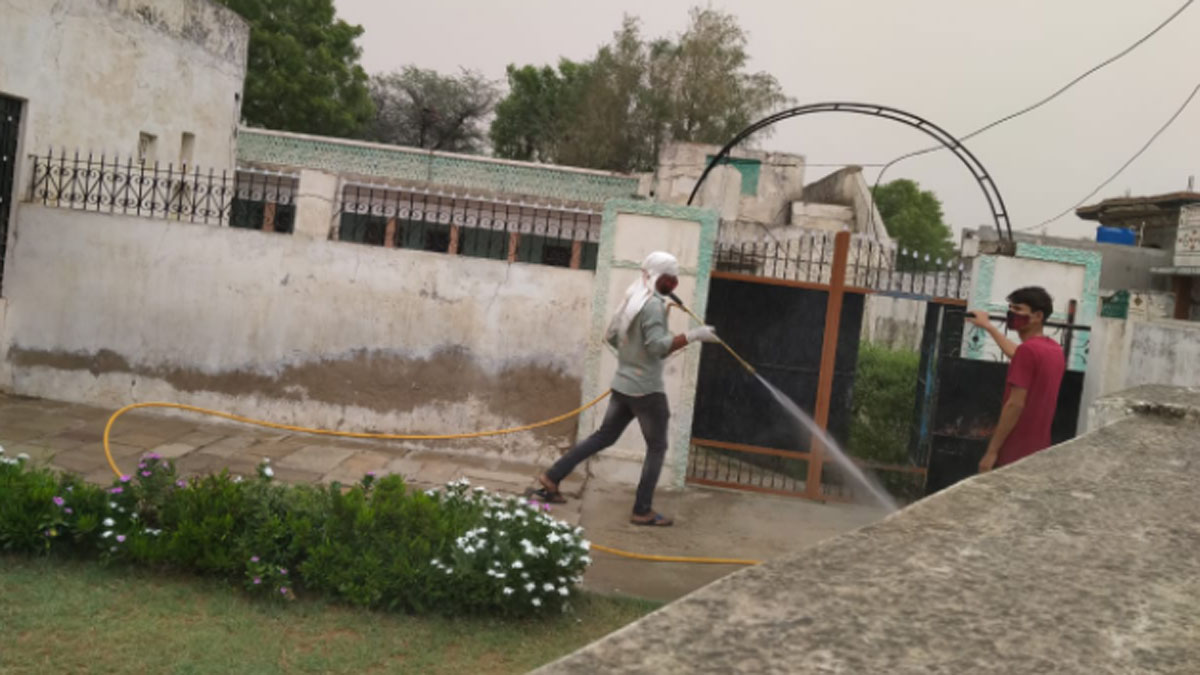 शहर के बाद ग्रामीण इलाकों में कोरोना का तांडव