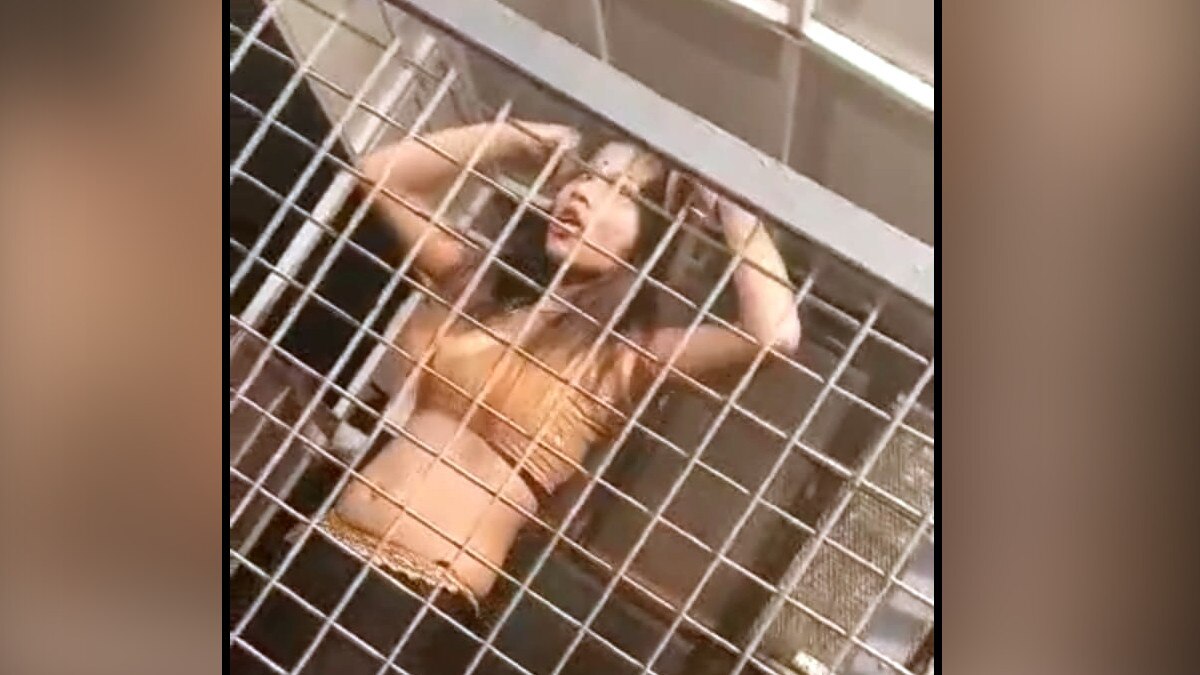 pornographic dance with bar girls viral