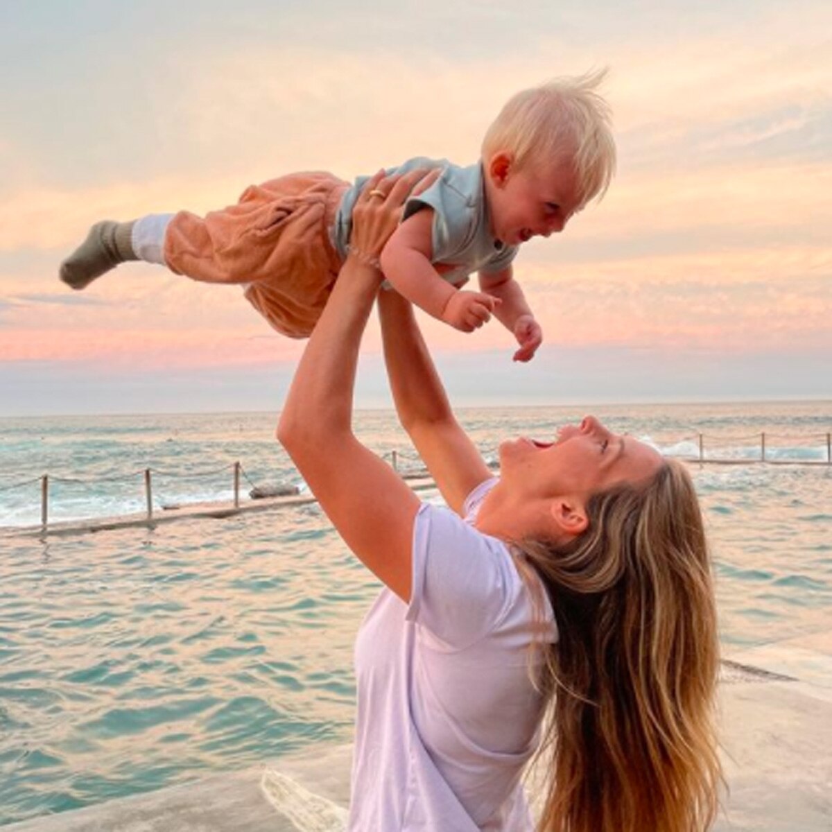 torah bright breastfeed