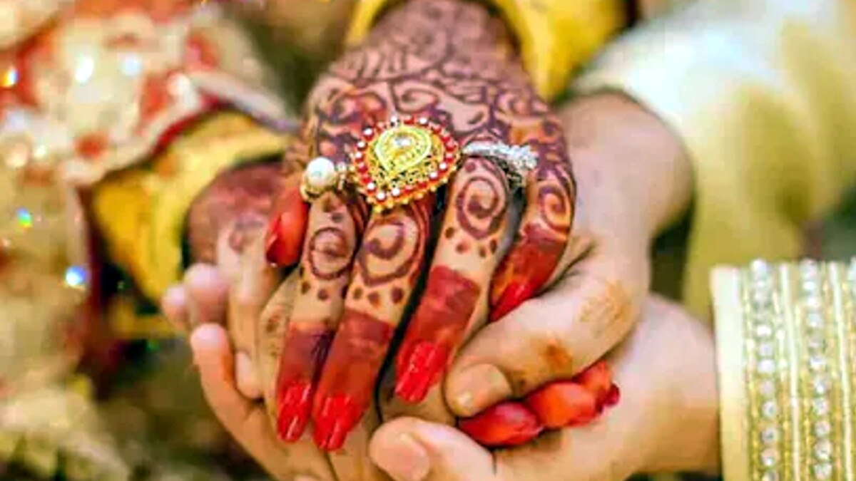 चंद लम्हों में टूटे सात जन्मों के बंधन