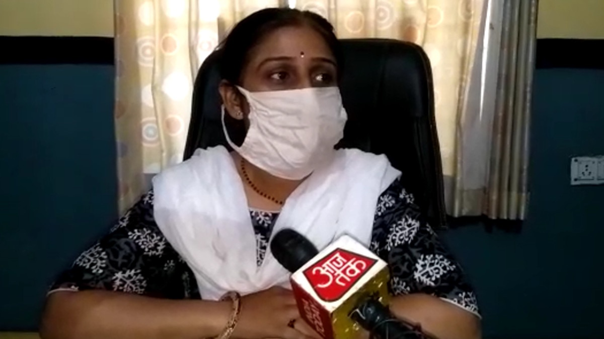 ग्रामीण इलाकों में पोस्टेड डॉक्टरों की ज‍िला हॉस्पिटल के कोव‍िड वार्ड में लगाई ड्यूटी, ग्रामीणों की जान रामभरोसे