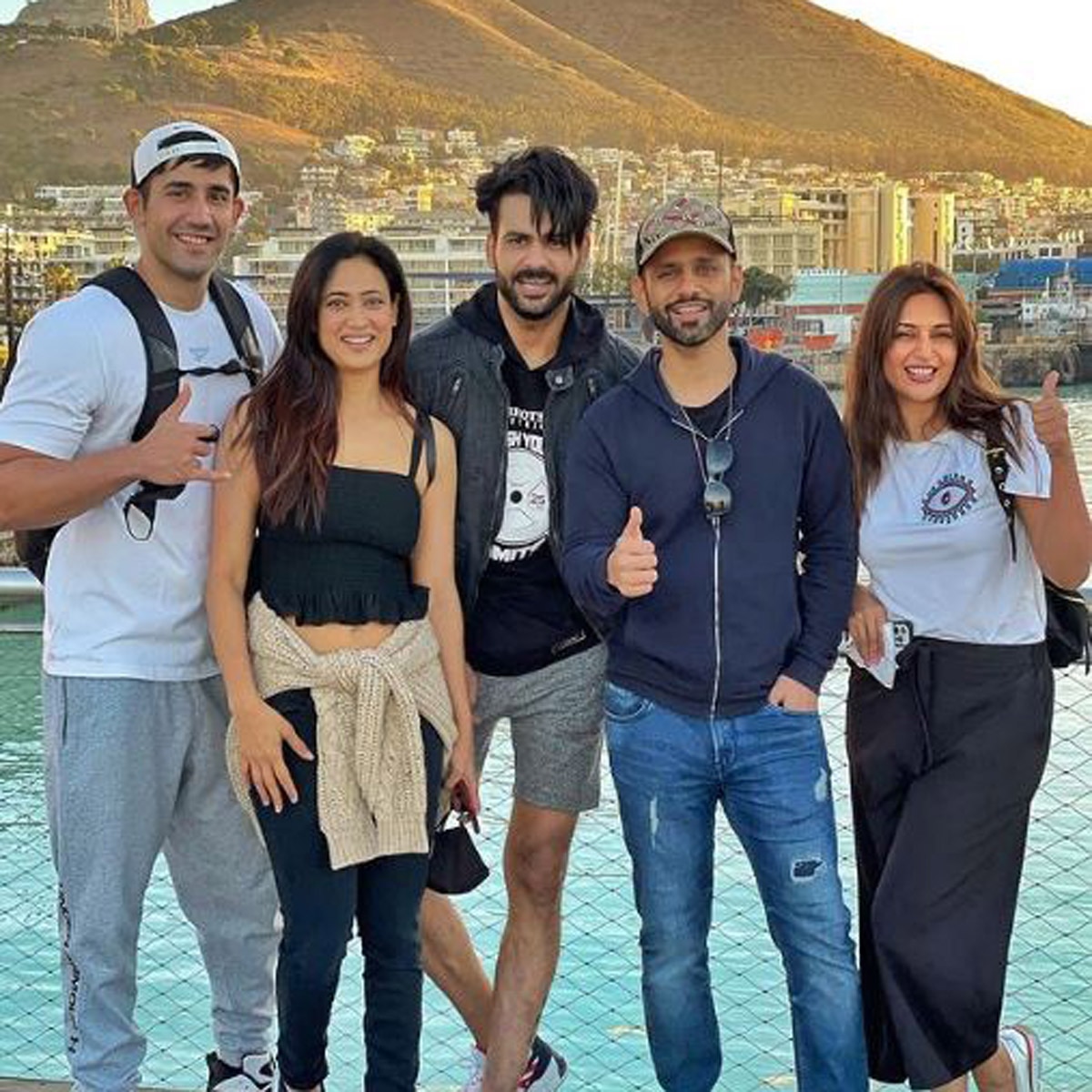 खतरों के खिलाड़ी के कंटेस्टेंट्स संग दिव्यांका त्रिपाठी