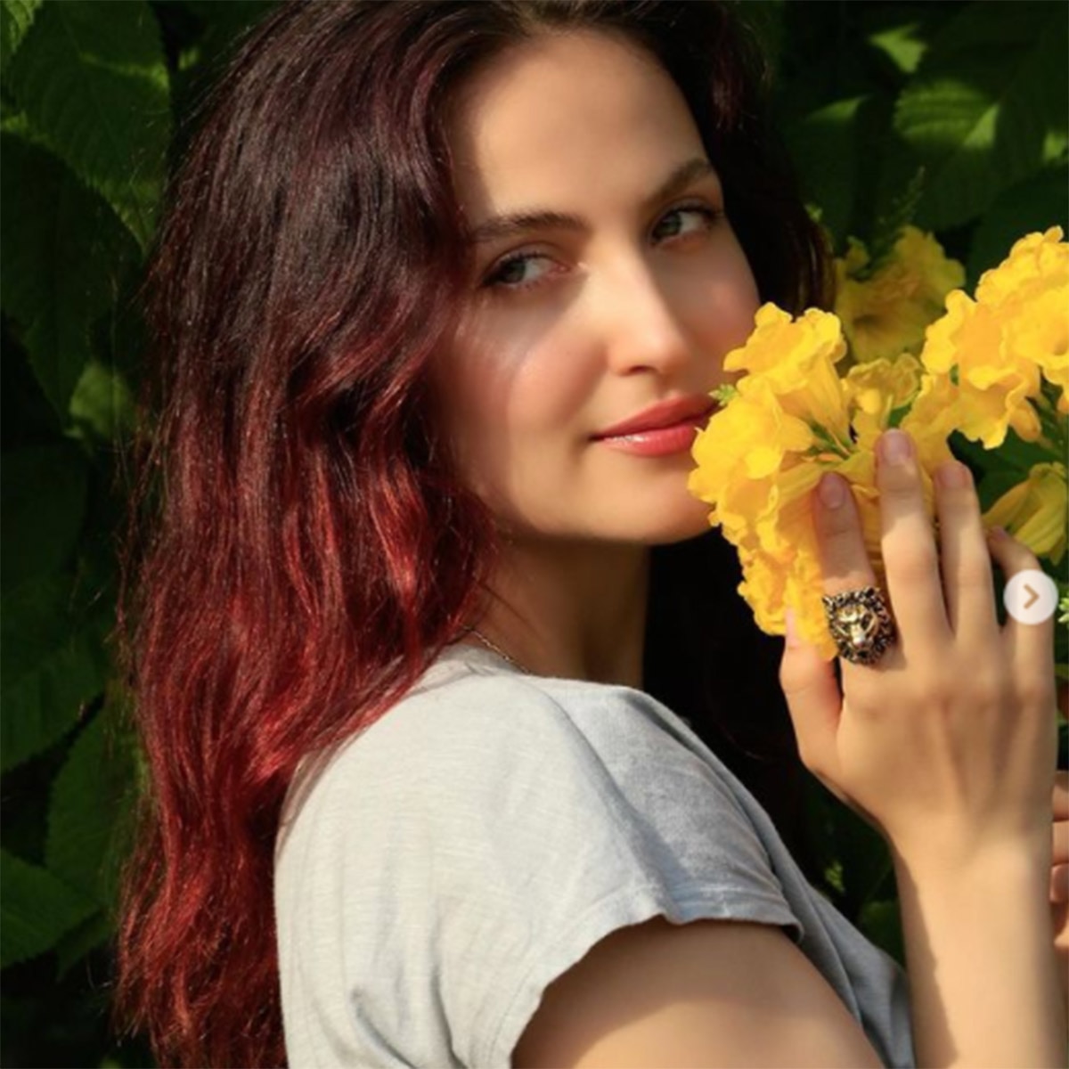 एली अवराम 