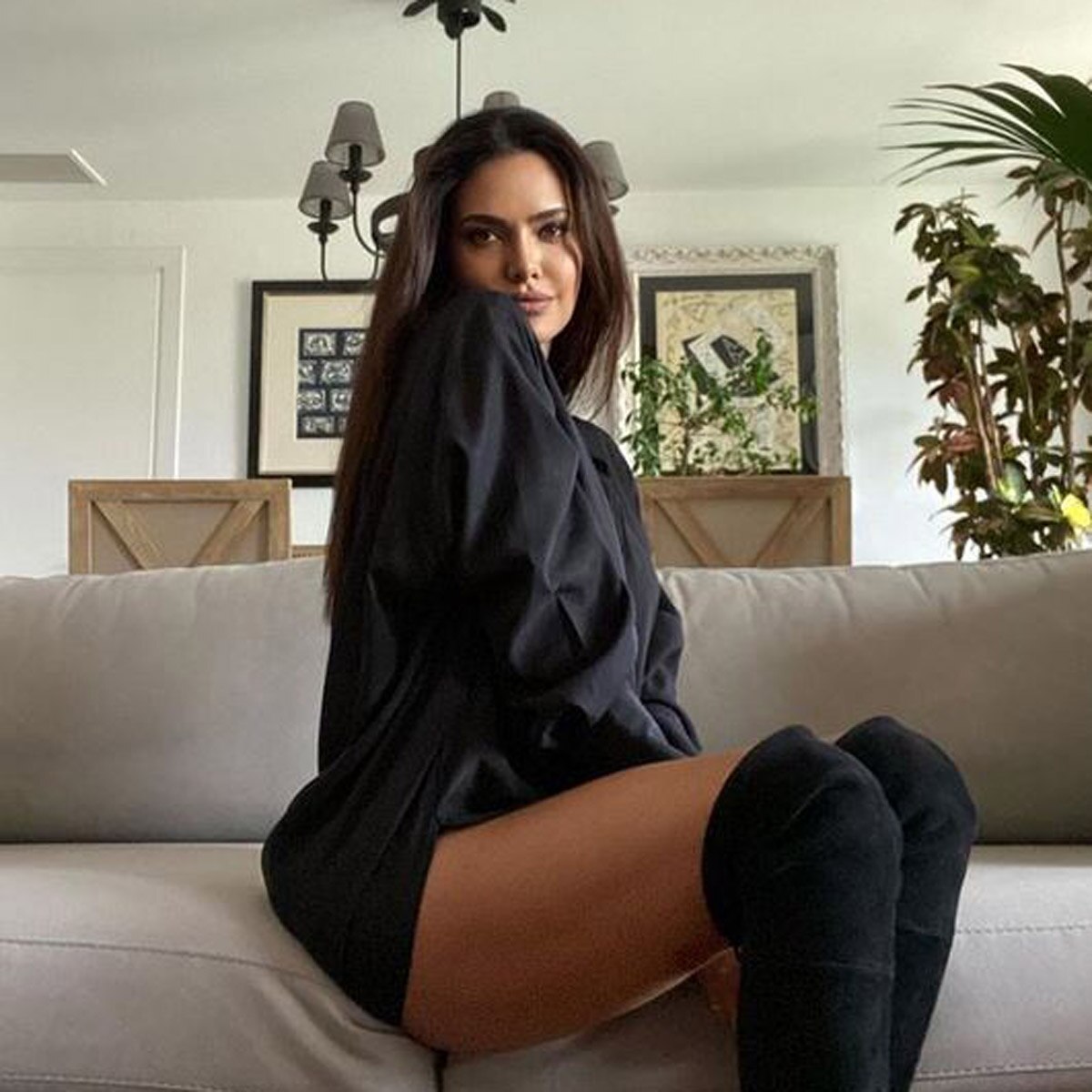 ईशा गुप्ता