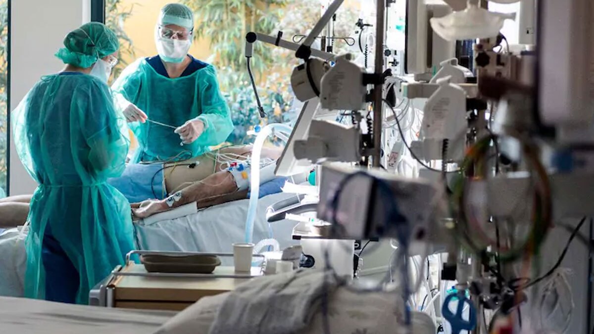 शहर के बाद ग्रामीण इलाकों में कोरोना का तांडव