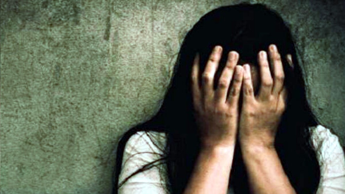 मह‍िला के साथ हुआ गैंगरेप 