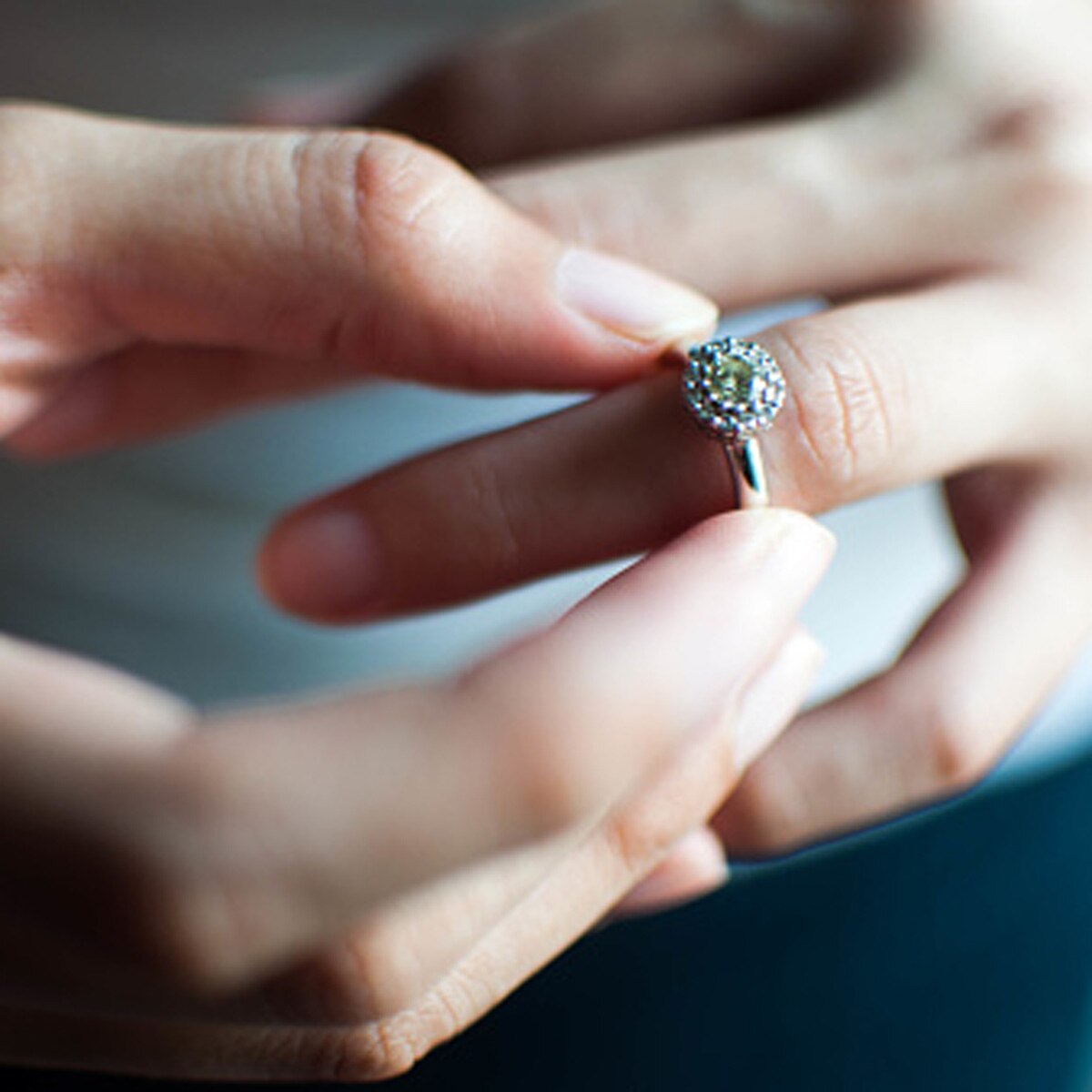 Girl refuses diamond ring