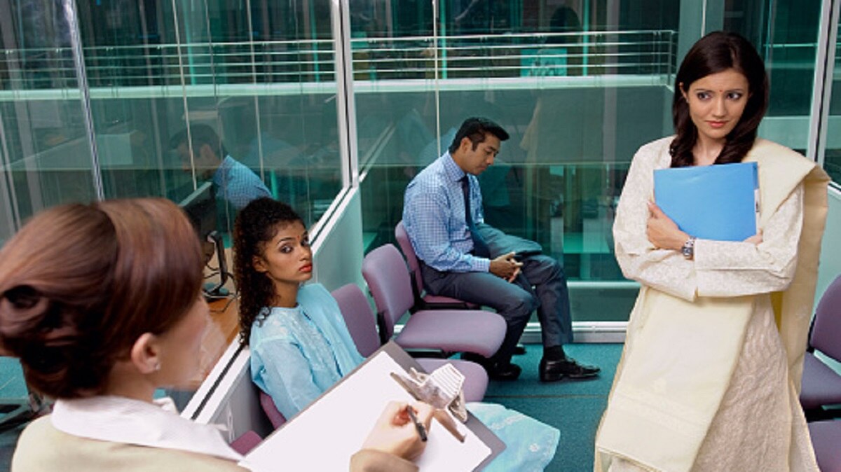 इतने प्रतिशत घटी केन्द्र-राज्य की भर्तियां