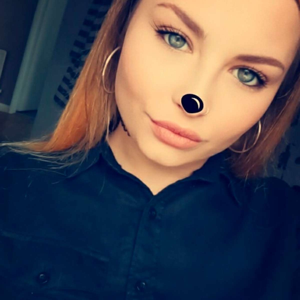 woman spit on bouncer 